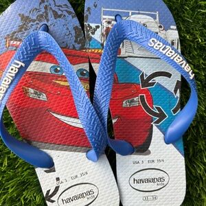 HAVAIANAS KIDS BLYS DISNEY CARS NWOT SUMMER RUBBER BEACH POOL FLIP FLOPS 3